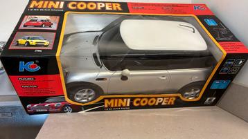 Mini-Cooper RC 1:6 Radiografisch bestuurbaaar Nieuw in Doos beschikbaar voor biedingen