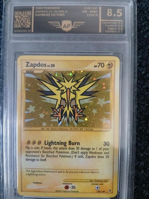Zapdos Supreme Victors Grade 8,5 AP, Hobby en Vrije tijd, Verzamelkaartspellen | Pokémon, Zo goed als nieuw, Losse kaart, Ophalen of Verzenden