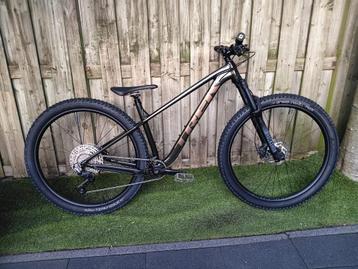 Trek Roscoe 7 Satin Black Olive mtb 12 speed - 2024 te koop beschikbaar voor biedingen
