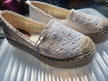 Espadrilles met plateauzool, wit gehaakt embroderie, maat 37 beschikbaar voor biedingen