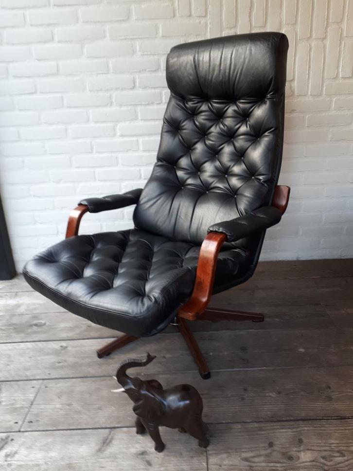 Vintage retro fauteuil, draai fauteuil leer Design izgst., Huis en Inrichting, Fauteuils, Gebruikt, Leer, 50 tot 75 cm, 75 tot 100 cm