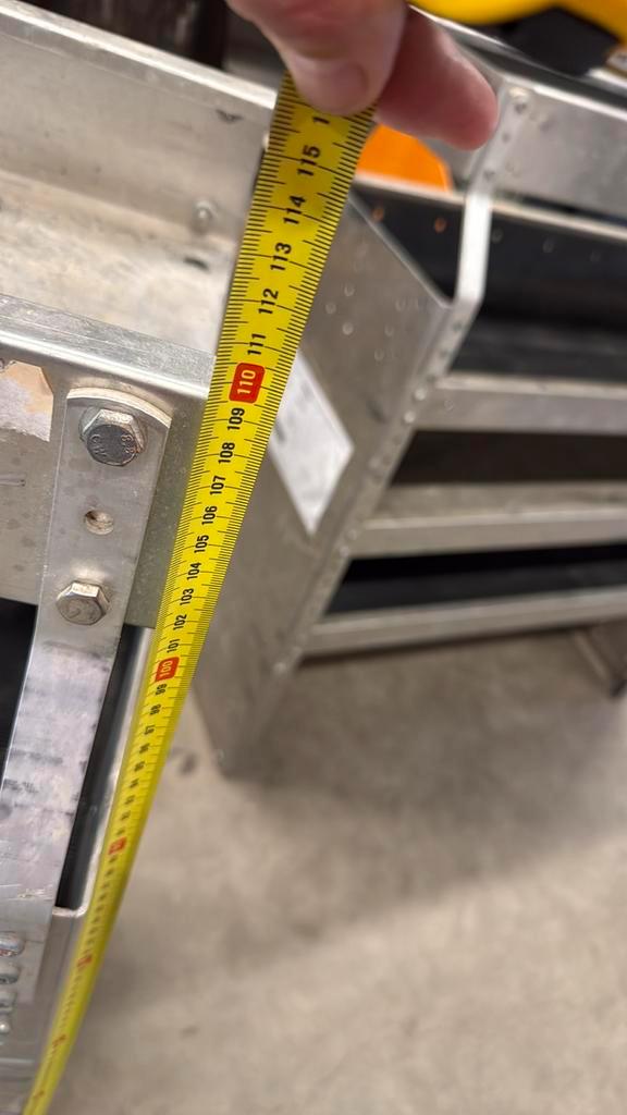 2x Stevige Bedrijfswageninrichting Aluminium, Doe-het-zelf en Verbouw, Steigers, Gebruikt, Overige typen, 5 meter of hoger, Ophalen