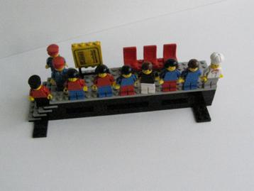 lego trein 7740 perron compleet beschikbaar voor biedingen