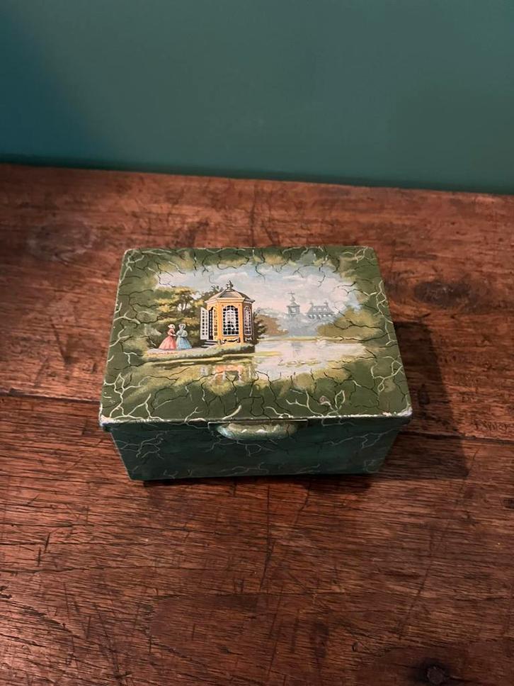 Vintage blikken doosje, Verzamelen, Blikken, Zo goed als nieuw, Overige, Ophalen of Verzenden