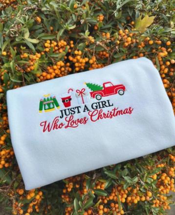 Kerst Sweatshirt - Just a Girl Who Loves Christmas beschikbaar voor biedingen