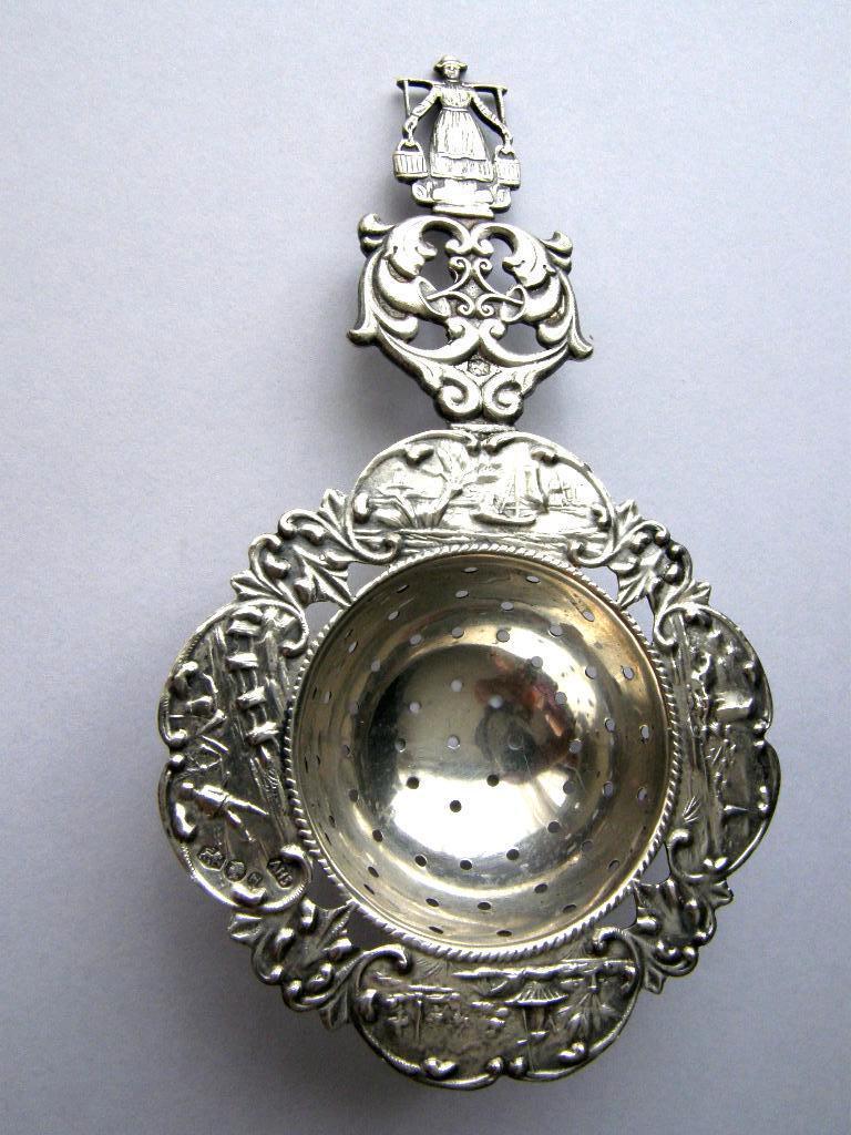 Zilveren Hollandse grote theezeef, 31 gr, Antiek, Ophalen, Zilver