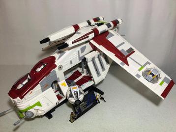 Lego star wars 75309 Republic gunship UCS beschikbaar voor biedingen