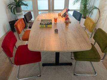 6 eettafel stoelen rib beschikbaar voor biedingen