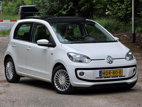 Volkswagen up! 1.0 Street Up! PanoramaDak / PDC / Navi, Auto's, Volkswagen, Particulier, up!, Adaptive Cruise Control, Airbags