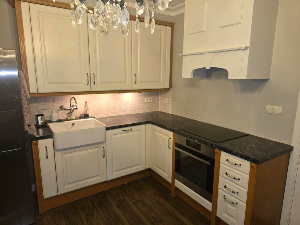 Mooie Hoekkeuken met Inbouwapparatuur, Ophalen, Gebruikt, Hoekkeuken, Hout