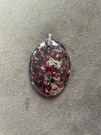 Hanger met rode steen, Overige voorstellingen, Ophalen of Verzenden, Zo goed als nieuw, Steen of Mineraal