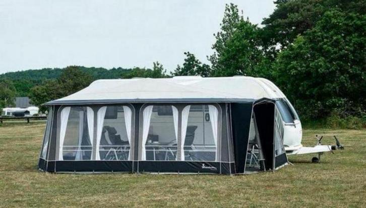 Isabella penta etna voortent + deurmarkies en annex zijtent, Caravans en Kamperen, Tenten, Zo goed als nieuw, Ophalen