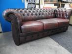 Vintage Chesterfield !! 3 zits Bruin leren Chesterfield bank, Huis en Inrichting, Banken | Bankstellen, Rechte bank, Gebruikt