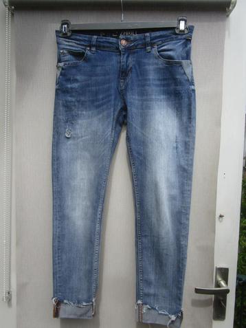 Spijkerbroek ZHRILL mt 36   beschikbaar voor biedingen