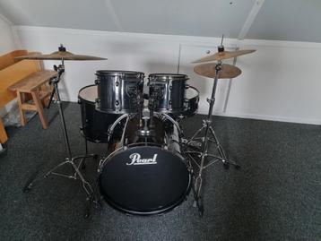 Pearl Forum Black series 5-delig drumstel + bekkens  beschikbaar voor biedingen