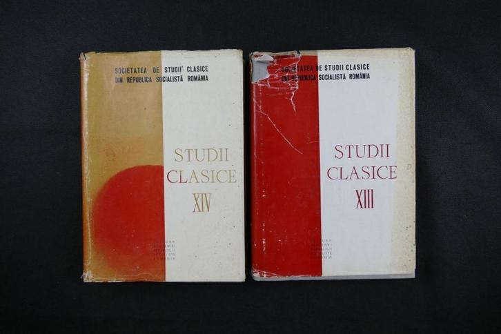 2x Studii Clasice XIII en XIV, Boeken, Wetenschap, Gelezen, Overige wetenschappen, Ophalen of Verzenden