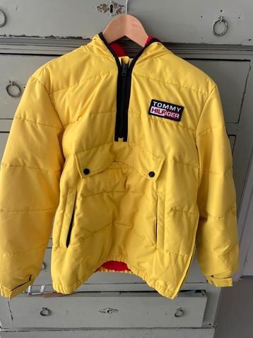 Tommy Hilfiger winterjas maat 164 beschikbaar voor biedingen