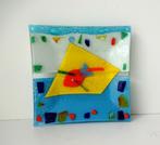 Vierkante glazen schaal wit blauw geel rood met vis 3875-s, Ophalen of Verzenden