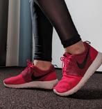 Nike Roshe Run schoenen maat 41, Kleding | Dames, Schoenen, Nike, Ophalen of Verzenden, Rood, Sneakers of Gympen