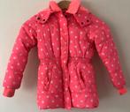 Fluor roze z8 jas met stippenmotief maat 116/122, Ophalen, Z8, Meisje, Jas