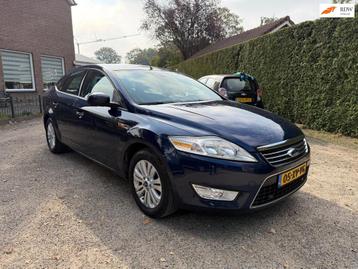 Ford Mondeo 2.0-16V Ghia beschikbaar voor biedingen
