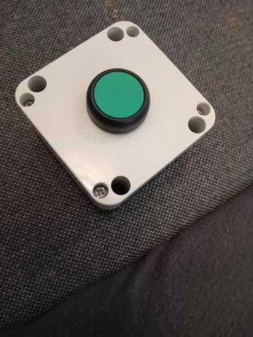 Drukknop  beschikbaar voor biedingen