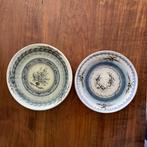 Twee borden met florale decoratie, Huis en Inrichting, Keuken | Servies, Ophalen of Verzenden, Overige stijlen, Bord(en)
