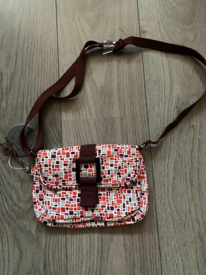 Kipling Local CF cuby Flare tasje(nr.11 D7), Sieraden, Tassen en Uiterlijk, Tassen | Damestassen, Nieuw, Schoudertasje, Rood, Verzenden