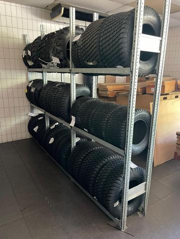 Gazonbanden Industriebanden trekker shovel John deere beschikbaar voor biedingen