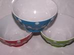3 Schaaltjes in de kleuren rood, blauw en groen., Ophalen of Verzenden, Overige stijlen, Glas, Schaal of Schalen