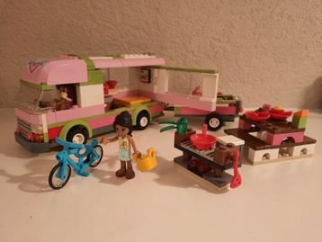 Lego Friends camper + picknicktafel en barbecue! beschikbaar voor biedingen