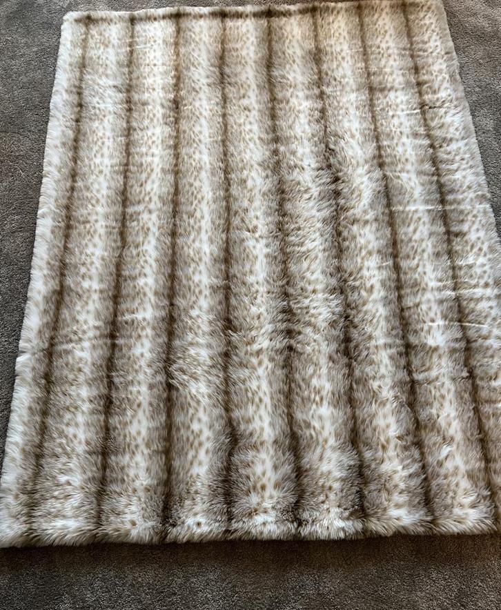 Gözze Jacquard Luxe Woondeken 155x200 cm, Huis en Inrichting, Woonaccessoires | Plaids en Woondekens, Zo goed als nieuw, Ophalen