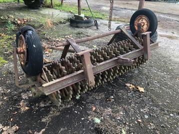 Verkruimelrol beschikbaar voor biedingen