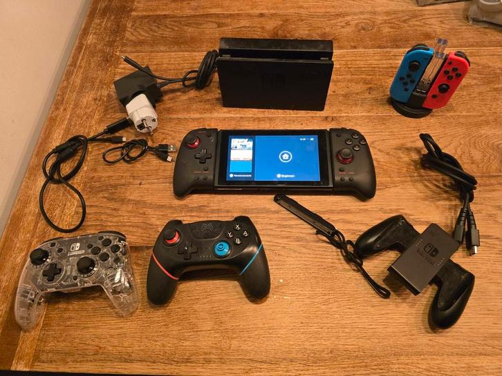 Nintendo Switch Compleet + Extra Controllers, Spelcomputers en Games, Spelcomputers | Nintendo Switch, Ophalen of Verzenden