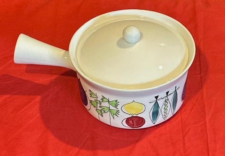 Picknick Rorstrand ovenschaal met steel en deksel, Huis en Inrichting, Keuken | Servies, Gebruikt, Schaal of Schalen, Overige stijlen