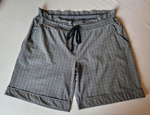 Studio Anneloes travelstof korte broek/bermuda blauw XXL, Kleding | Dames, Broeken en Pantalons, Zo goed als nieuw, Maat 46/48 (XL) of groter