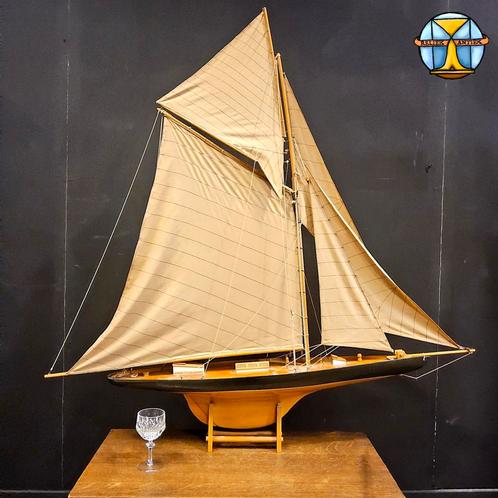 Grote zeilschip /zeilboot America's Cup Columbia 1901 L199cm, Hobby en Vrije tijd, Modelbouw | Boten en Schepen, Zo goed als nieuw