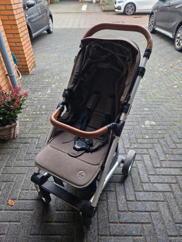 Buggy Mutsy Nexo, Kinderen en Baby's, Buggy's, Gebruikt, Overige merken, Verstelbare rugleuning, Zonnekap, Ophalen