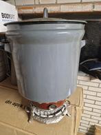 Petroliumstel met wekketel, Huis en Inrichting, Emmers, Ophalen of Verzenden, Kunststof