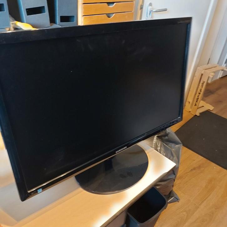2x Samsung 24 inch Beeldscherm, Computers en Software, Monitoren, Gebruikt, 60 Hz of minder, DVI, VGA, LED, Full HD, 5 ms of meer