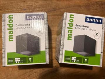 2 Moderne Buitenlampen - Nieuw! beschikbaar voor biedingen