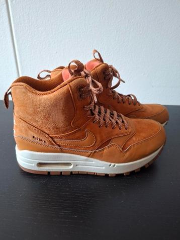 Nike air max 1 boots 40 beschikbaar voor biedingen