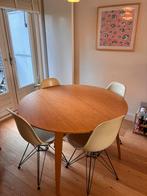 Gubi Eettafel 120cm - Eikenhout, Ophalen, Gebruikt, 100 tot 150 cm, Vier personen