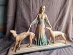 Artdeco Beeld - Dame met windhonden, Antiek en Kunst, Ophalen of Verzenden
