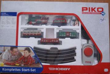 Piko KERST TREIN SET beschikbaar voor biedingen