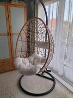 Hangstoel, Huis en Inrichting, Stoelen, Ophalen, Zo goed als nieuw, Zwart, Eén