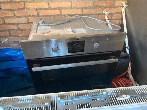 Inbouwoven AEG BPS33102ZM, Witgoed en Apparatuur, Ovens, Gebruikt, Oven, 45 tot 60 cm, Ophalen