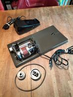 Naaimachine motor Husqvarna op zware grondplaat + voetpedaal, Ophalen of Verzenden, Gebruikt, Naaimachine, Overige merken