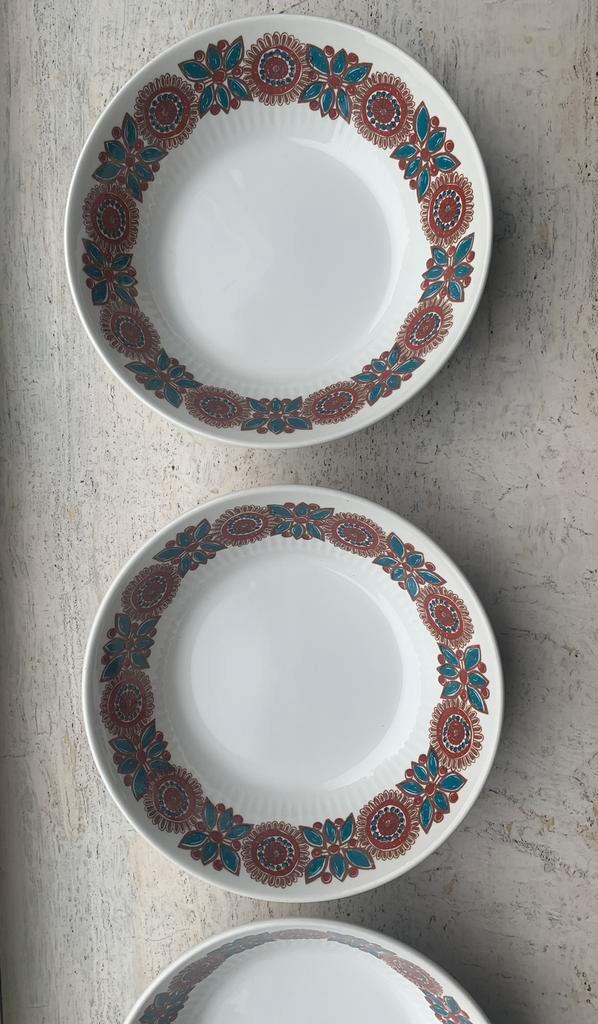 FF Norway Turi design Astrid papschaaltjes (4), Antiek en Kunst, Antiek | Servies los, Verzenden