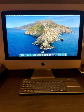 iMac 21.5 inch, in zeer goede staat, +draadloos toestenbord  beschikbaar voor biedingen